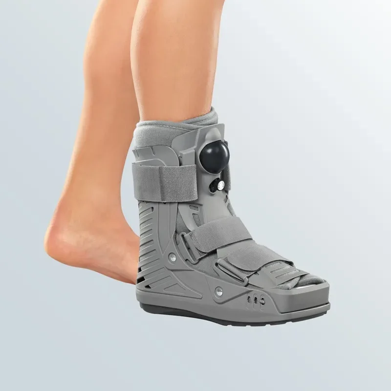 orthosis-foot-after-surgery-protect-cat-walker-m-49194